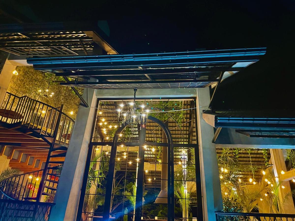 查克维 Mtirala酒店 外观 照片